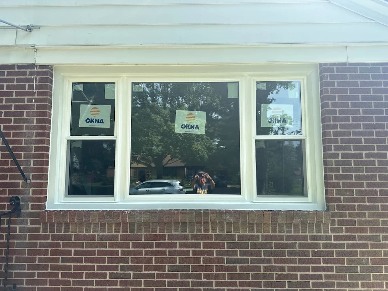 Vinyl replacement windows installed in a Midwest brick home